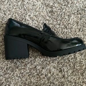 Dirty Laundry brand new never worn once. Just sitting in my closet